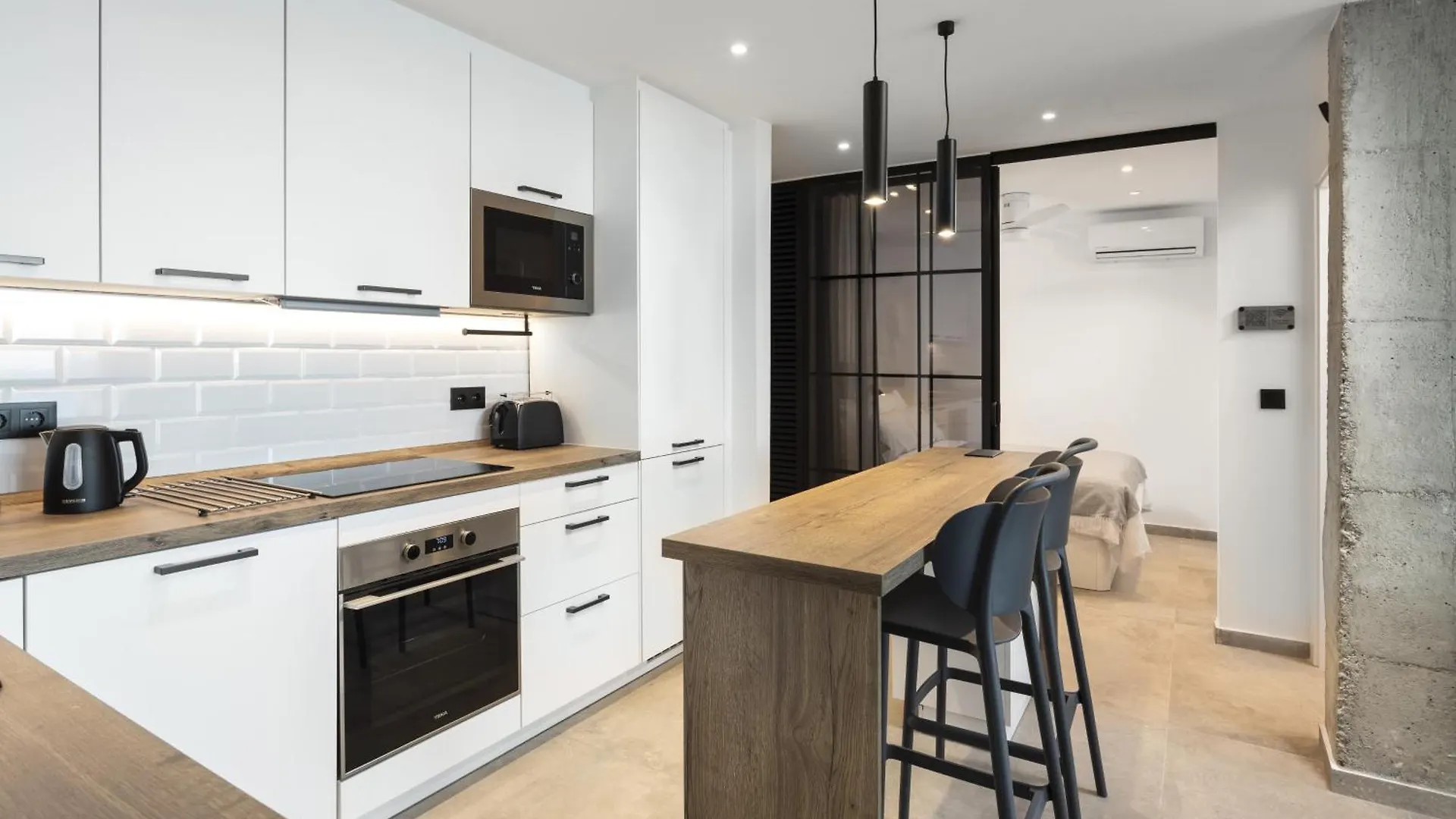 Perla Negra - Apartment With Private Beach Access Benalmadena