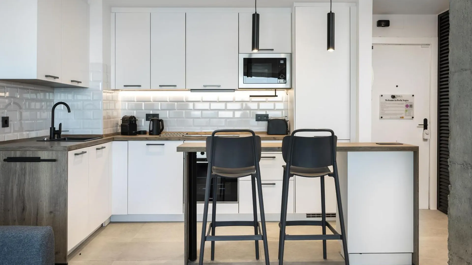 Perla Negra - Apartment With Private Beach Access Benalmadena